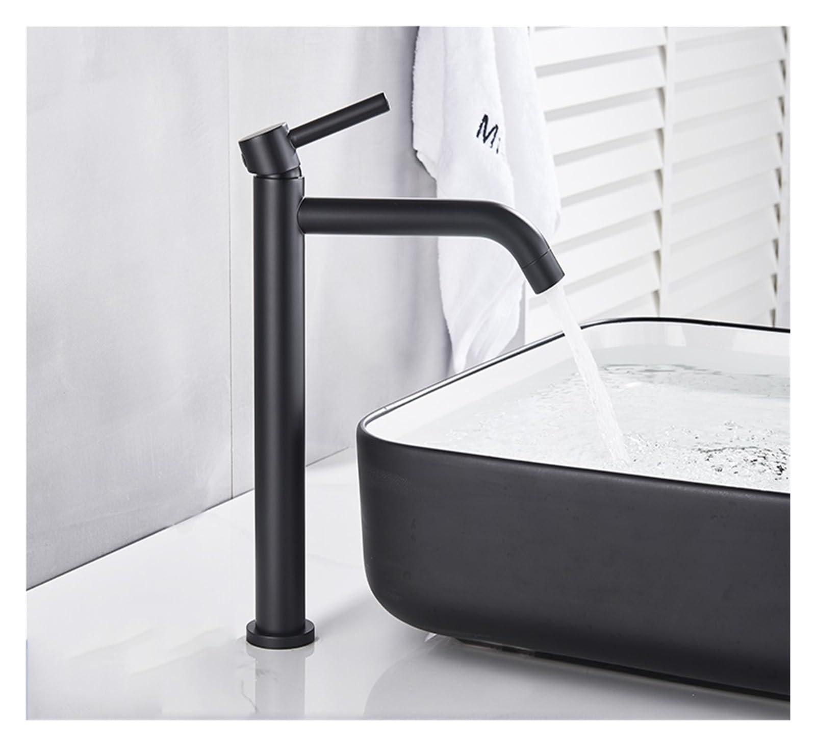 Robinet mitigeur de salle de bains haut de gamme noir mat au design moderne