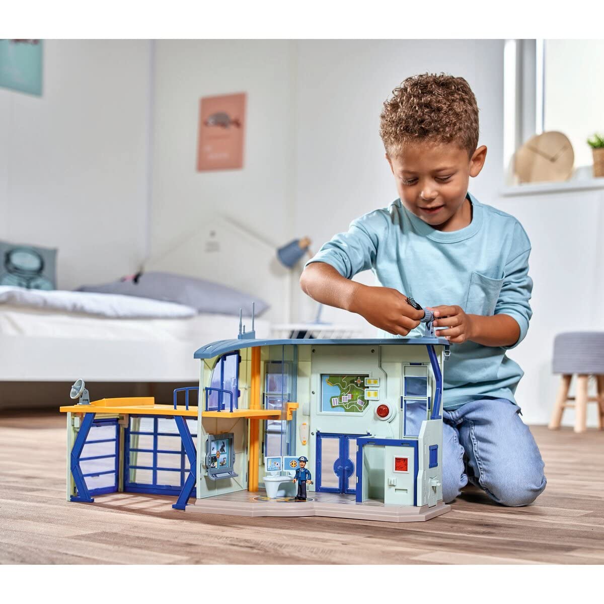 Simba Sam Stazione della Polizia con figura Playset Gigante con Luci e Suoni | 109251097