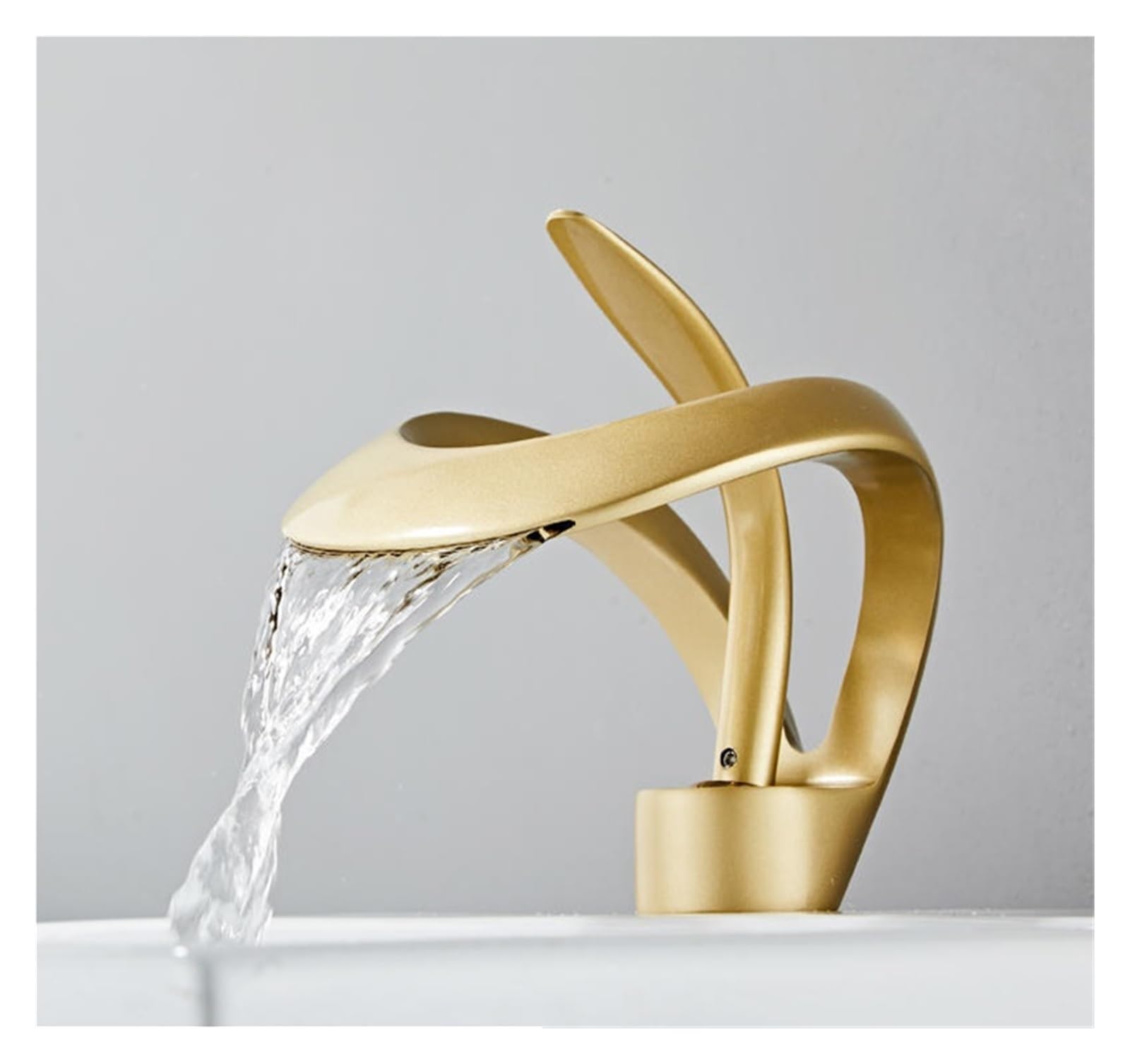 Robinet en laiton doré pour vasque chic et moderne - 8
