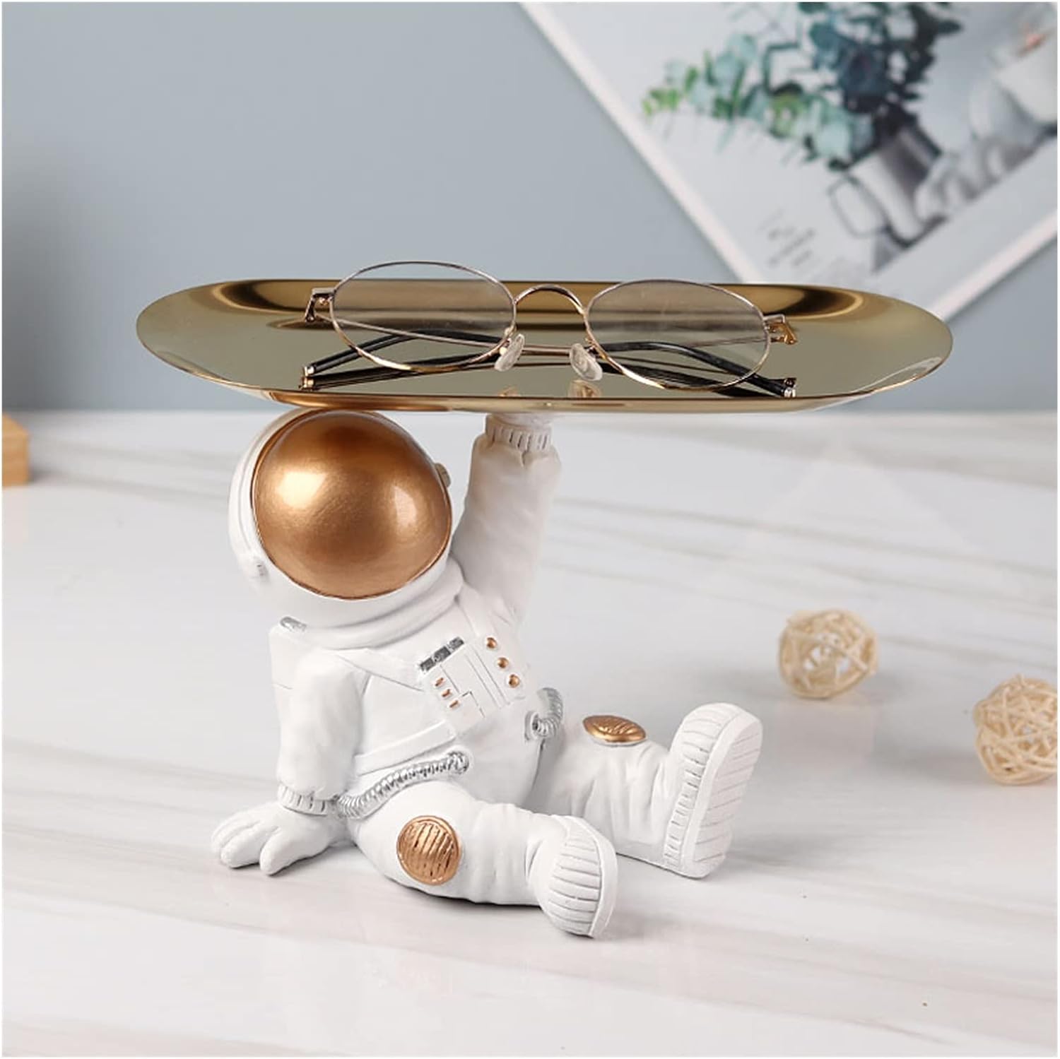 Eyeglasses Holder Creative Astronaut Tray Storage Glasses Stand Astronaut Sunglasses Stand Decoration Sunglasses Display Stand (Color : 2) (2)