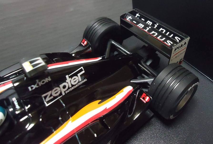 Amazon.co.jp: 1/18 アロウズ A20 高木虎之介 1999 ARROWS T