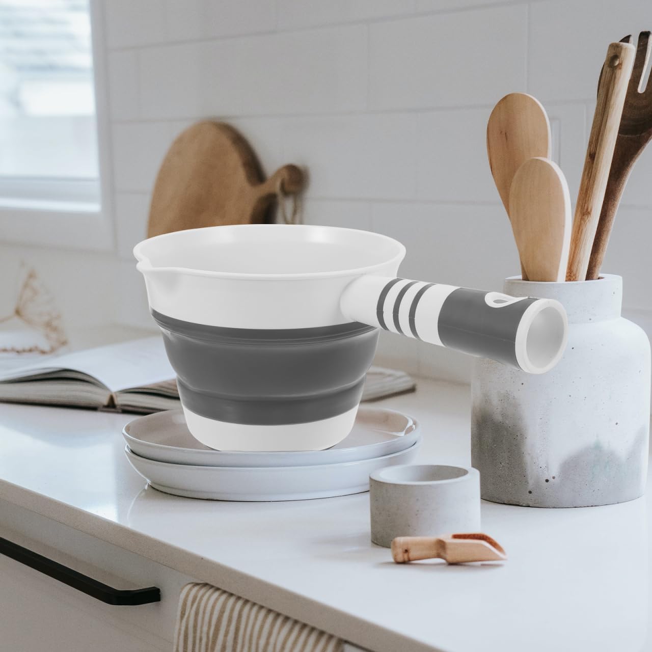 STOBAZA Collapsible Water Ladle Foldable Plastic Kitchen Water Scoop Hanging Spoon Gray for Household Bath Hair Washing and Cooking Use