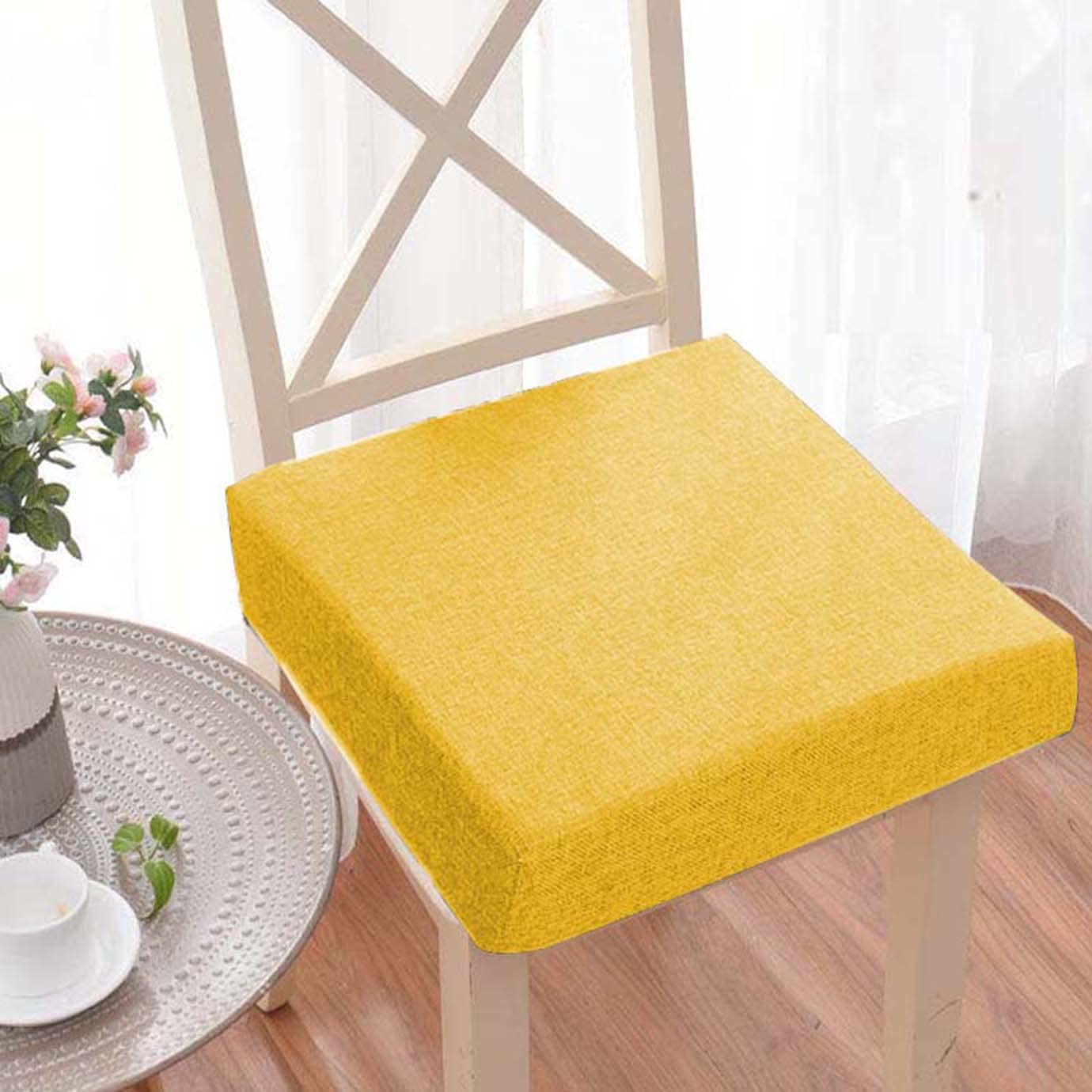 Coussin de chaise extérieur pour sublimer vos salons de jardin cet été