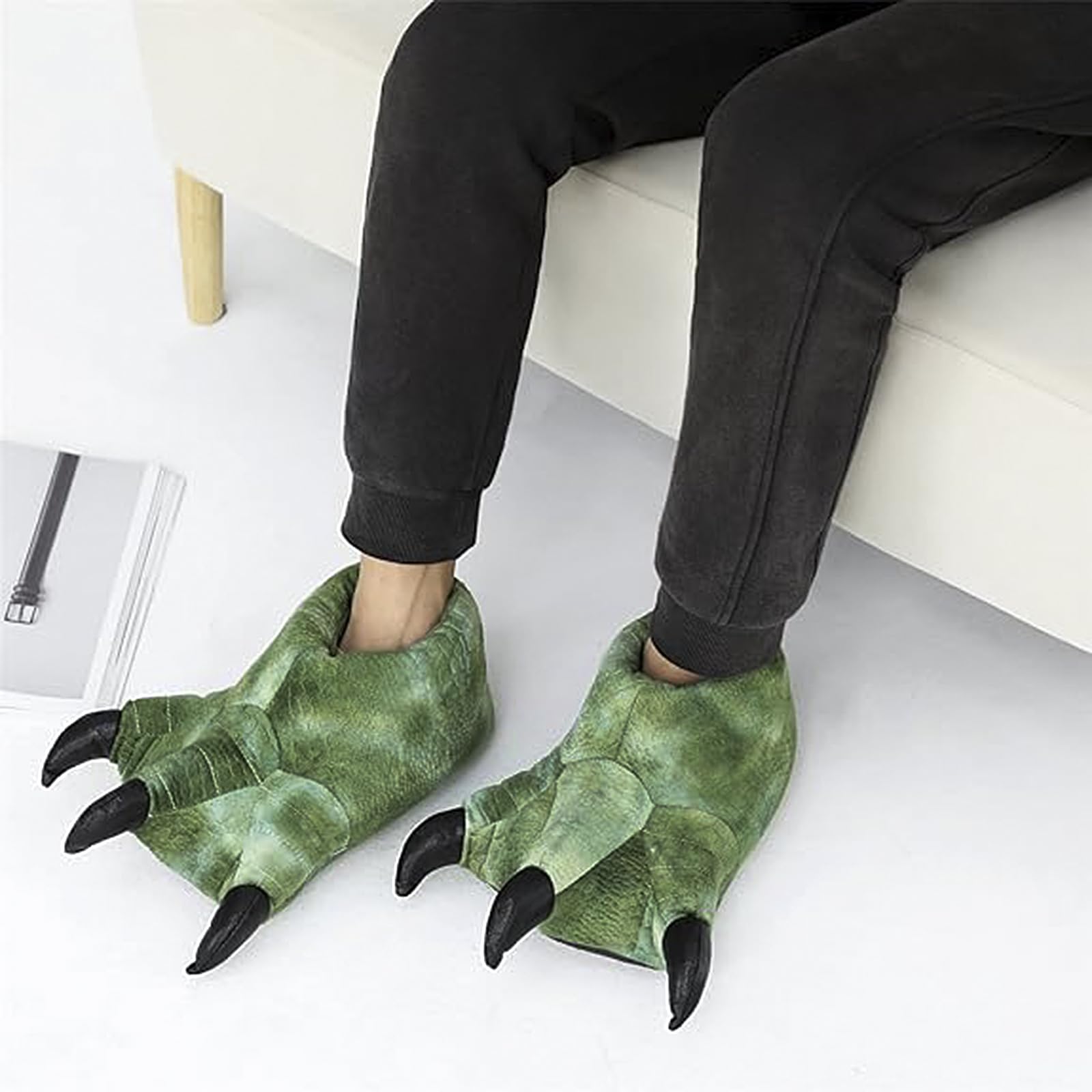 Fuzzy Faux Fur Claw Slippers Men Women Teens Animal Bear Wolf Dinosaur Paw Slippers Ankle Boots Halloween Costume Footwear Winter Thermal Padded Indoor Slip-On Slippers Shoes Foot Warmer