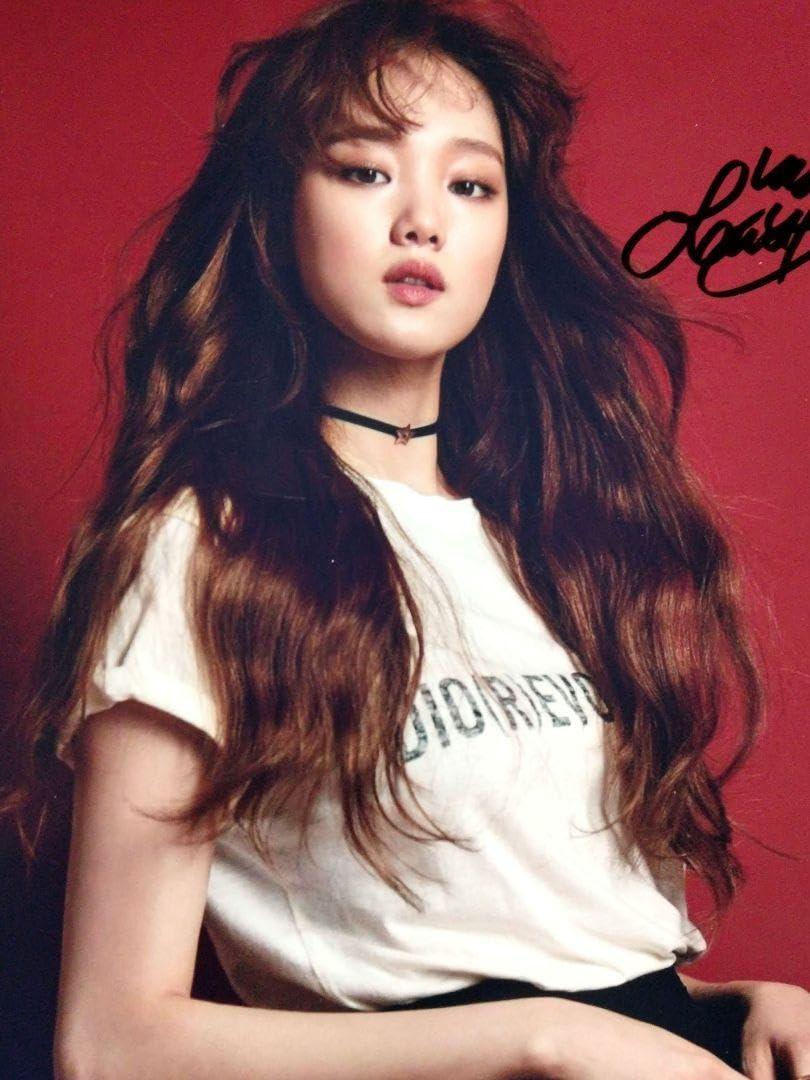 Amazon.co.jp: イ ソンギョン直筆サイン入り超大型写真…Lee Sung-kyung 