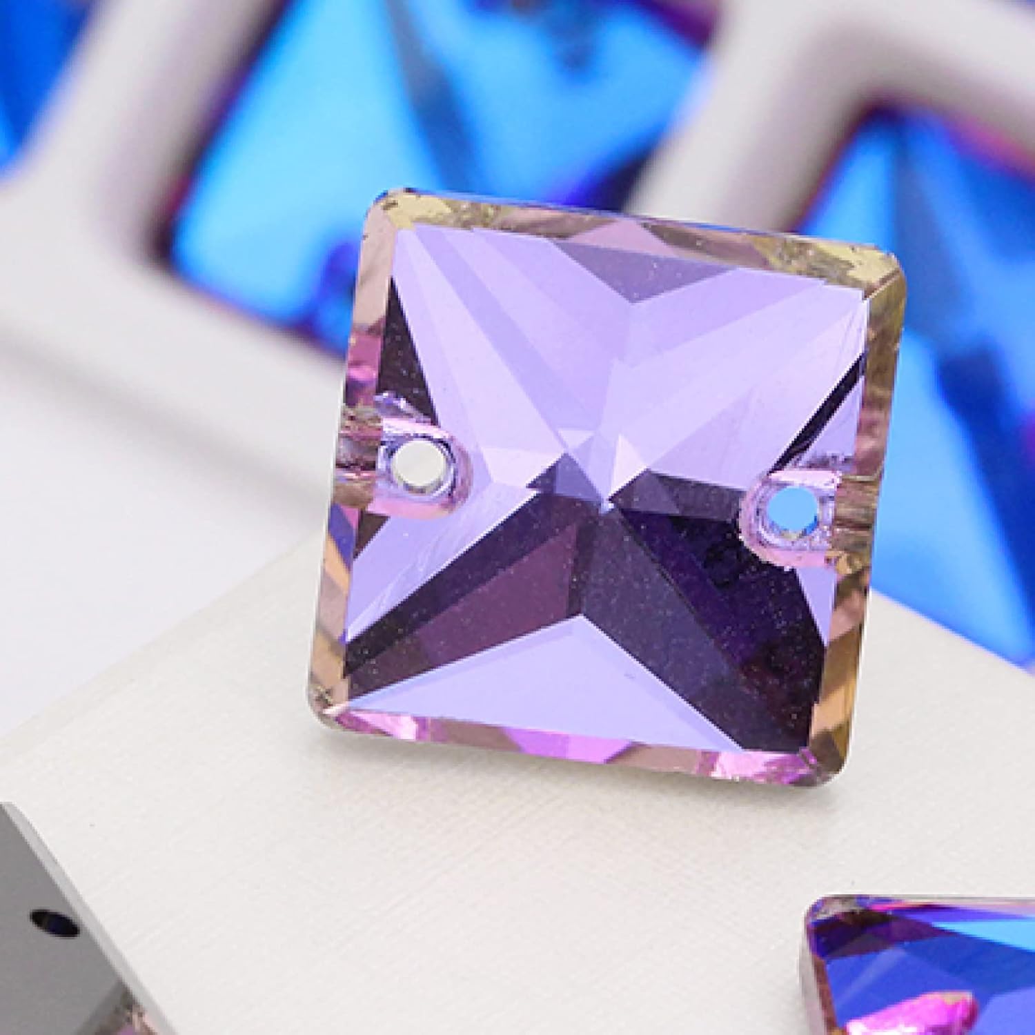 Cyrkonie, Kryształowy kamień Aplikacja Niebieskie szkło Dekoracyjne akcesoria Kryształowe Sztuka i rzemiosło Sukienka naszywana kryształki(Purple,12mm 40pcs)