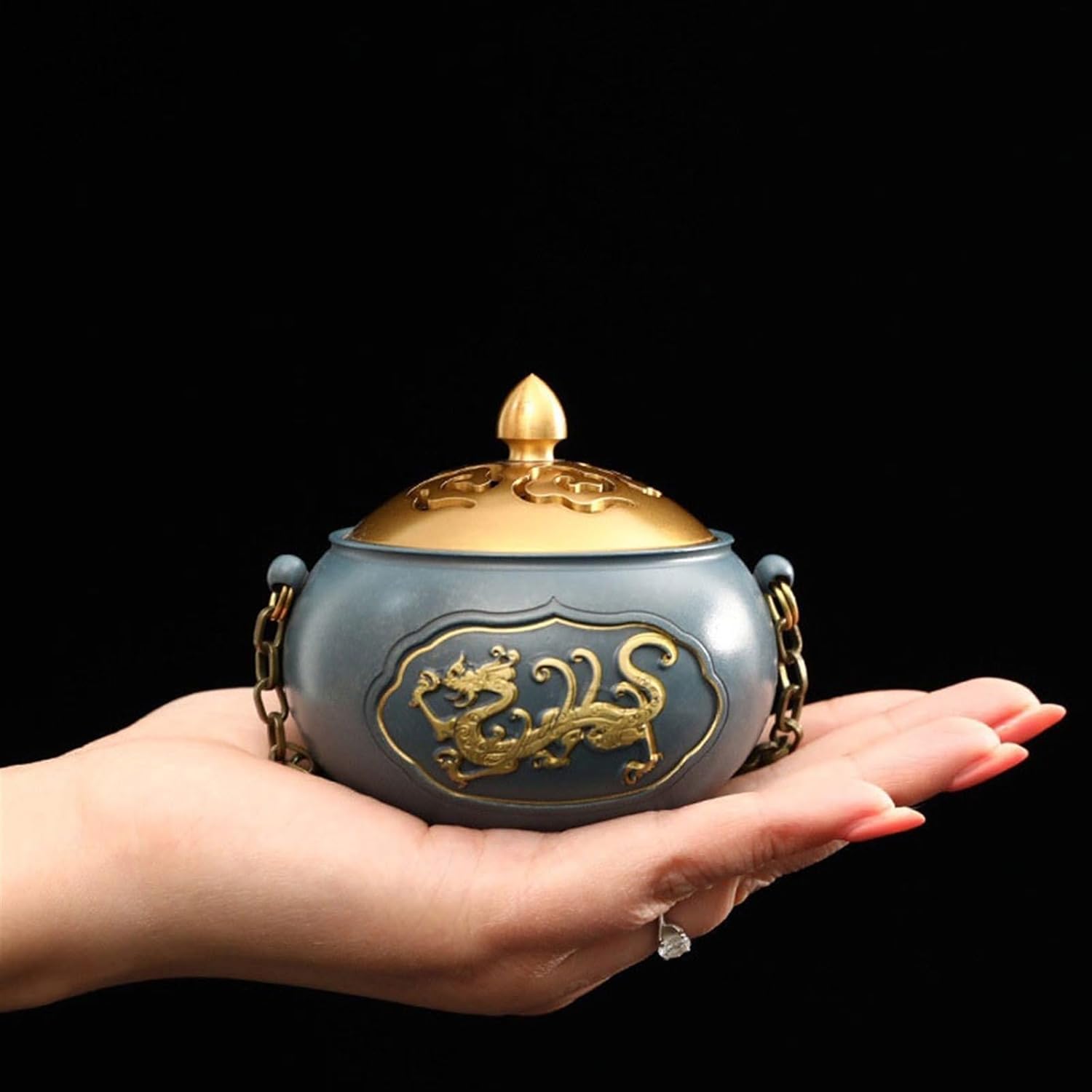 Incense Burner Exquisite Hanging Incense Burner, Light Luxury Copper Vintage Incense Holder Home Decoration Ornaments Incense Holders