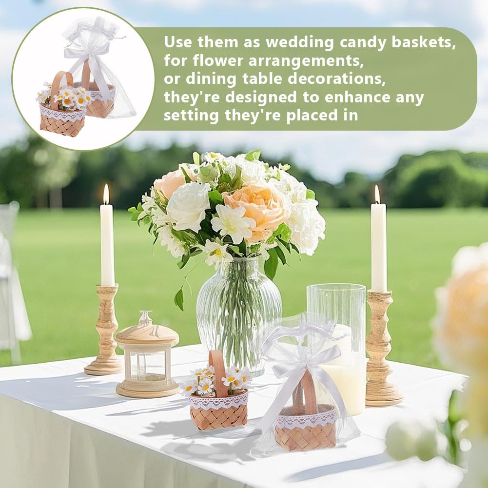 OLYCRAFT 24 Sets Mini Geflochtene Körbe mit Griffen Kleine Blumen Obst Picknickkörbe Weihnachtsmini Geflochtener Korb mit Weißer Spitzenband Verzierung für Hochzeit Party Geschenk Deko