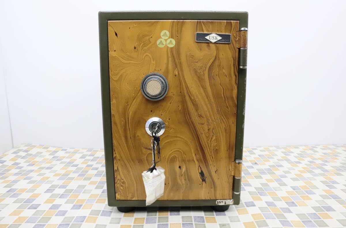 Amazon.co.jp: レトロ金庫｜アンティーク 金庫｜UTSUGI SANGYO 卯木  