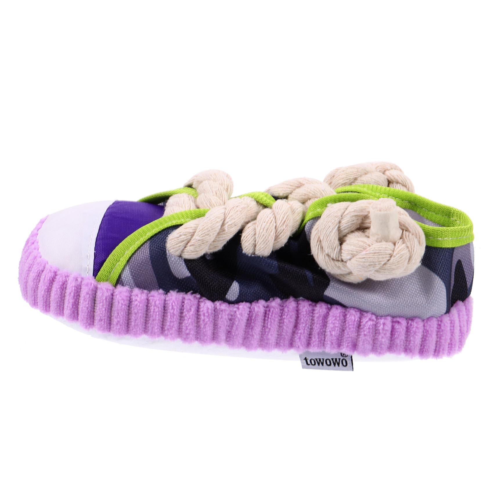 Petits chiens et nettoyage dentaire amusant grâce au jouet en forme de chaussure