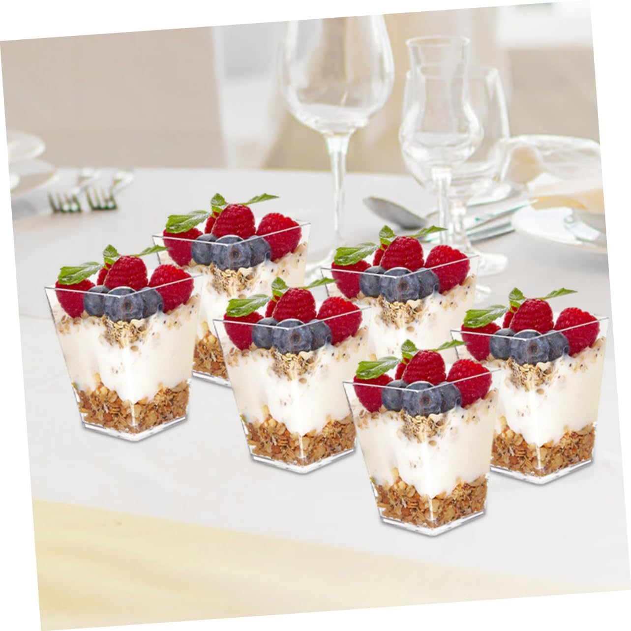 TEHAUX 1set Dessert Cups with Lids and Spoons Mousse Holders for Parties Appetizers and Desserts Pack for Home and Catering Events