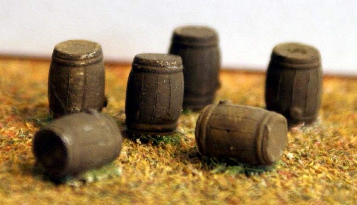 Langley Models 6 Large 50 Gallon Wooden Barrels N Scale UNPAINTED Model Kit A86