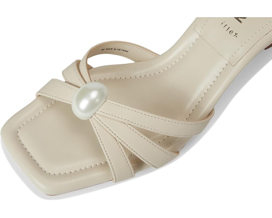 Anne Klein Jonelle - Right View