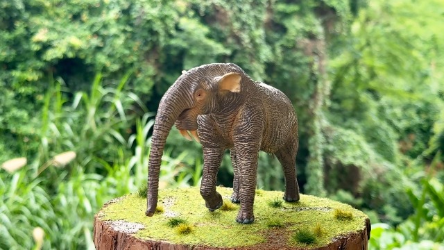 Amazon.com: Gemini&Genius Elephant Animal Action Figure Toys for