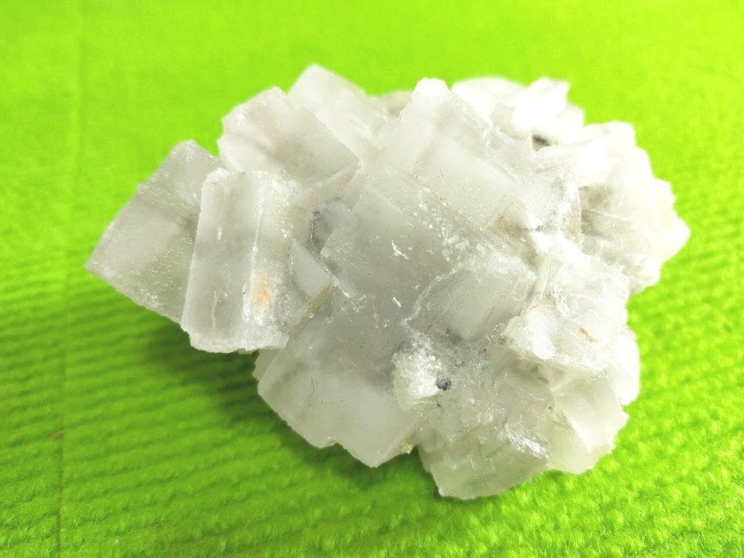 ウユニ塩湖のクリスタル結晶 ウユニ塩湖を見に地球の裏側まで』