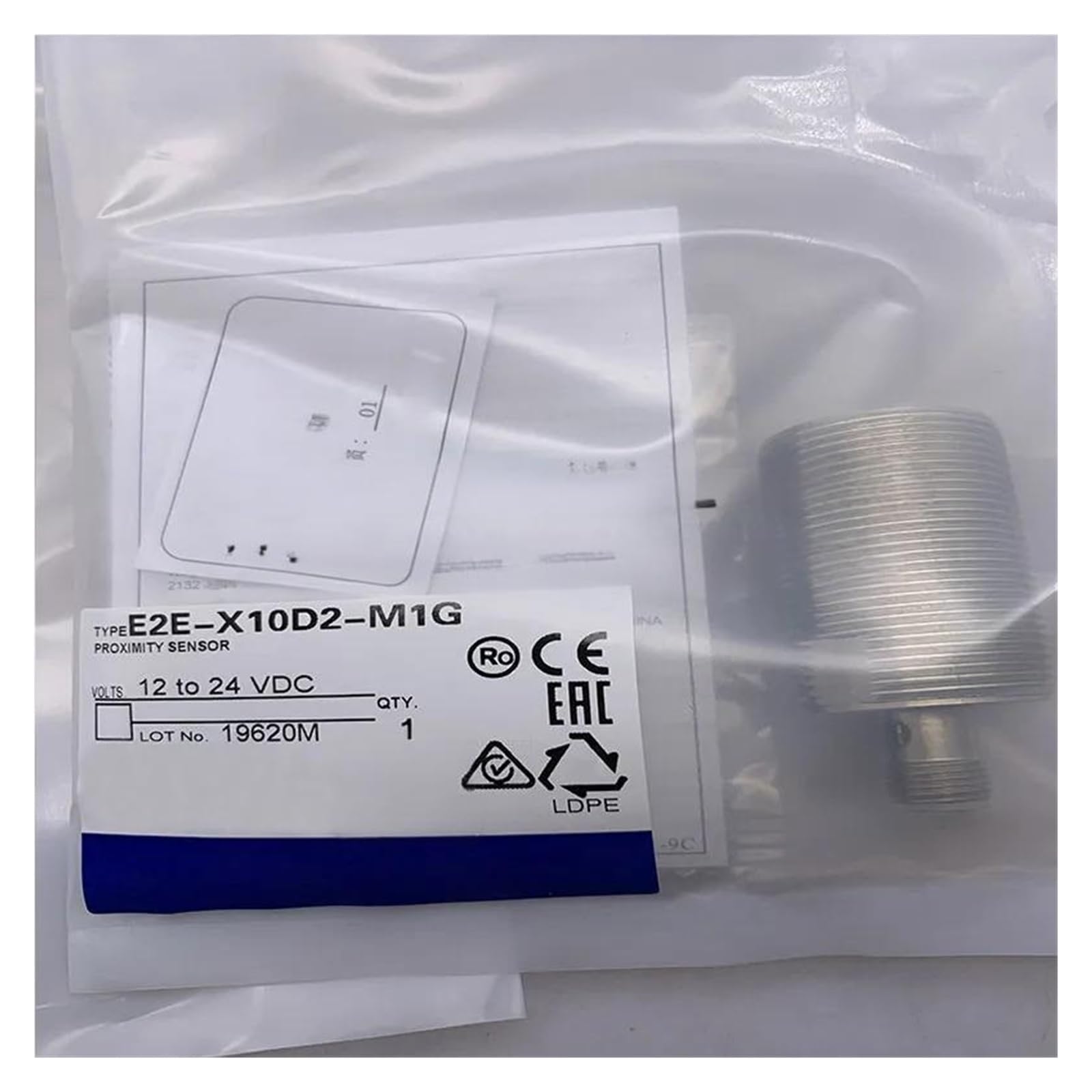 Capteur E2E-X2B18-M1GJ pour sécuriser les convoyeurs et lignes de tri