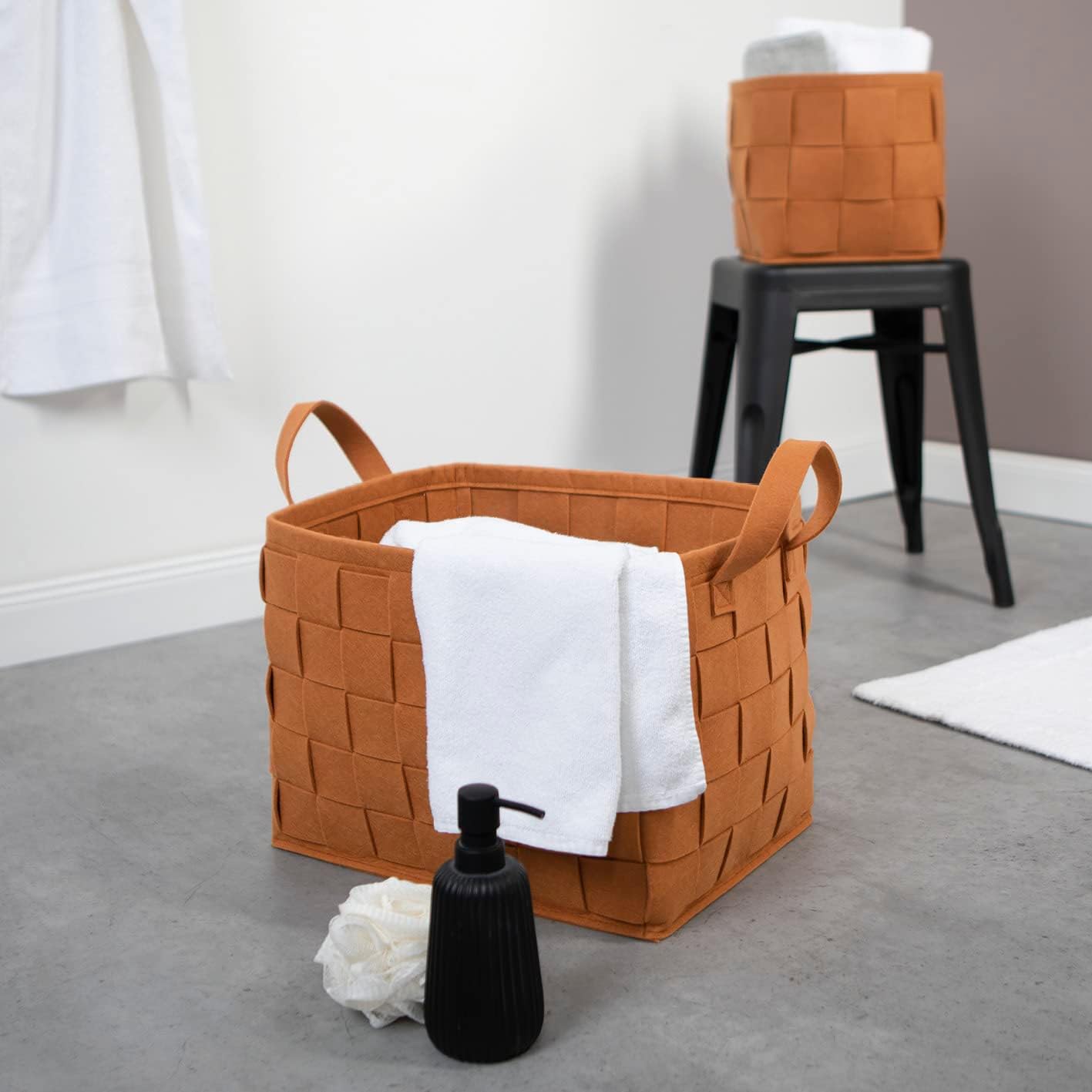 Felt Storage Basket with Handle, 35 x 25 x 25 cm, Ideal for Storing Firewood & Magazines, Durable & Versatile, Foldable Storage Basket for Storage, Rust Brown