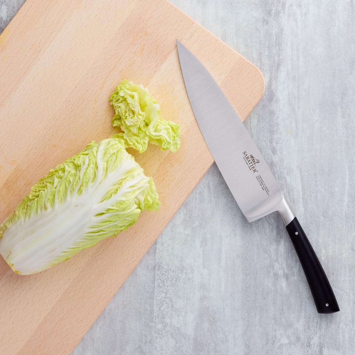 Sabatier - Couteau Office Stylet IDEAL 100% Forgé - Fabriqué en France - 9 cm - Lame en Inox et Rivets en Laiton - Parfait pour les Tâches de Précision comme Eplucher, Découper et Parer les Fruits