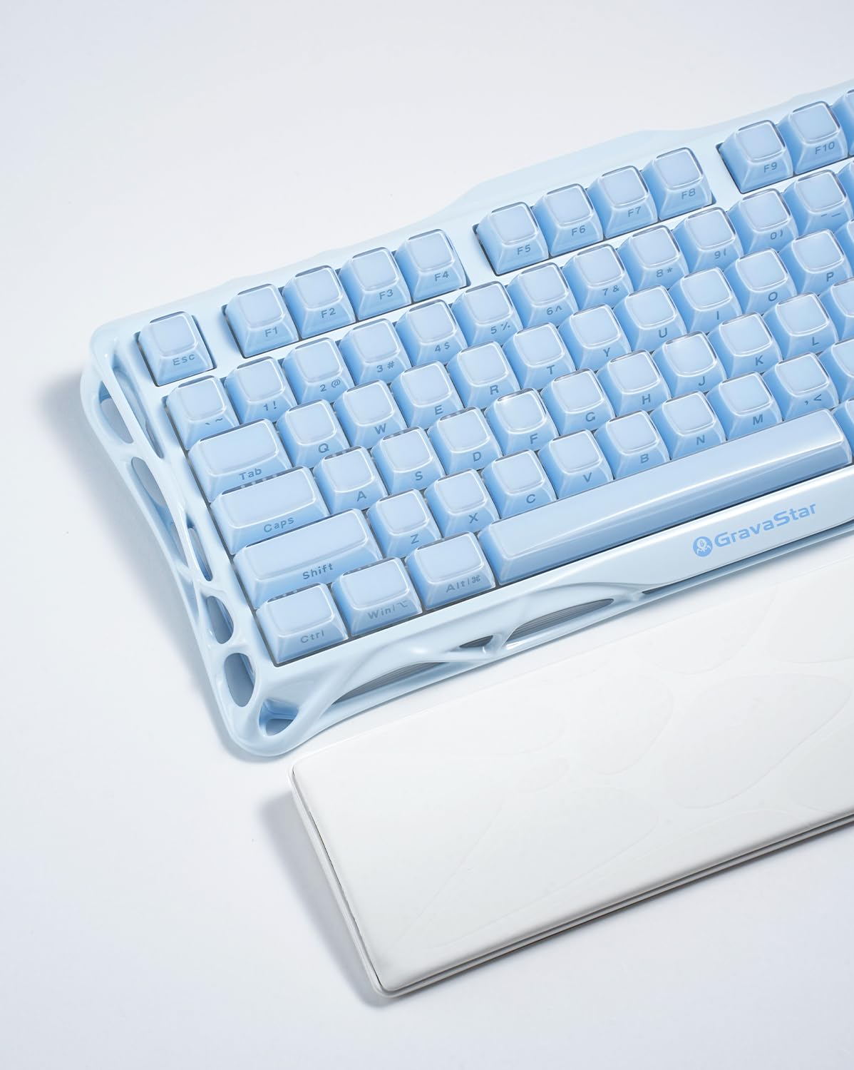 Amazon.co.jp：GravaStar リストレスト テンキーレス キーボード