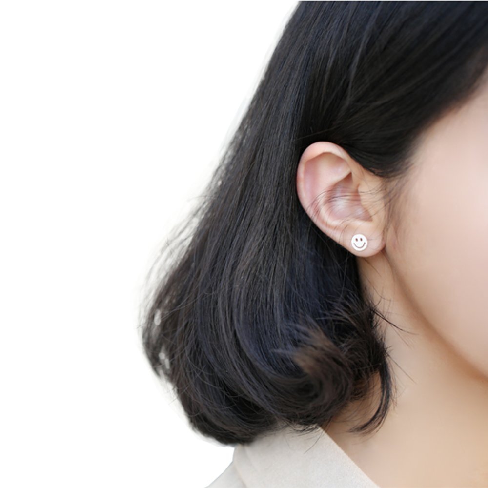 Amazon.co.jp: シルバー925 スマイル スタッド型ピアス 2個セット