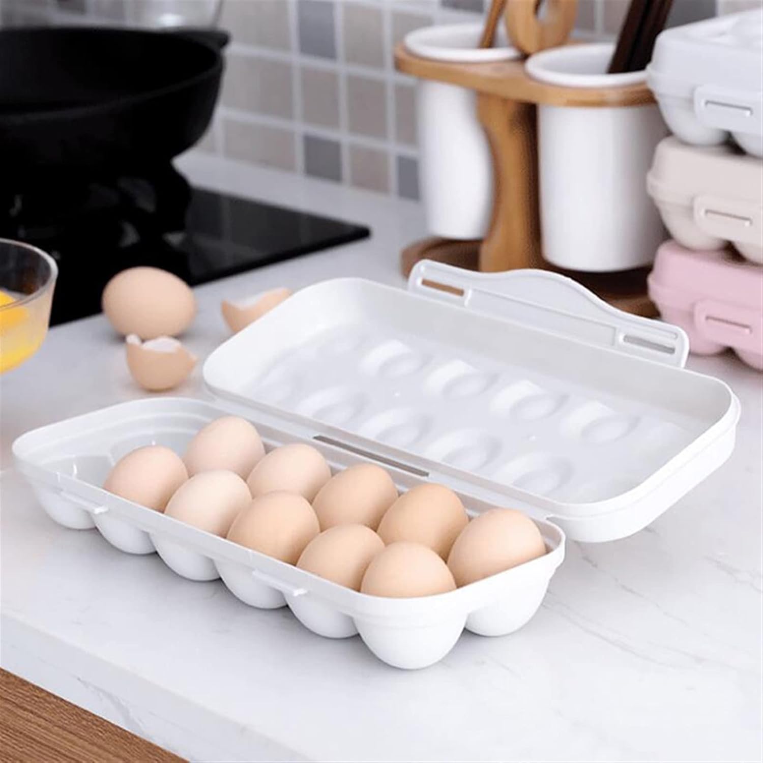 Egg Holder for Refrigerator, 12 Grid Egg Tray with Lid, Stackable Egg Container for Refrigerator, Stackable Egg Container for Refrigerator (Color : Pink) (Khaki)