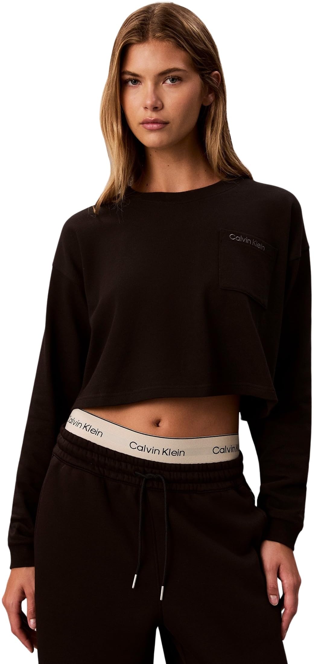 Calvin Klein Logo Jersey Ls Crop Lv00qs7516 Haut de Nuit Femme