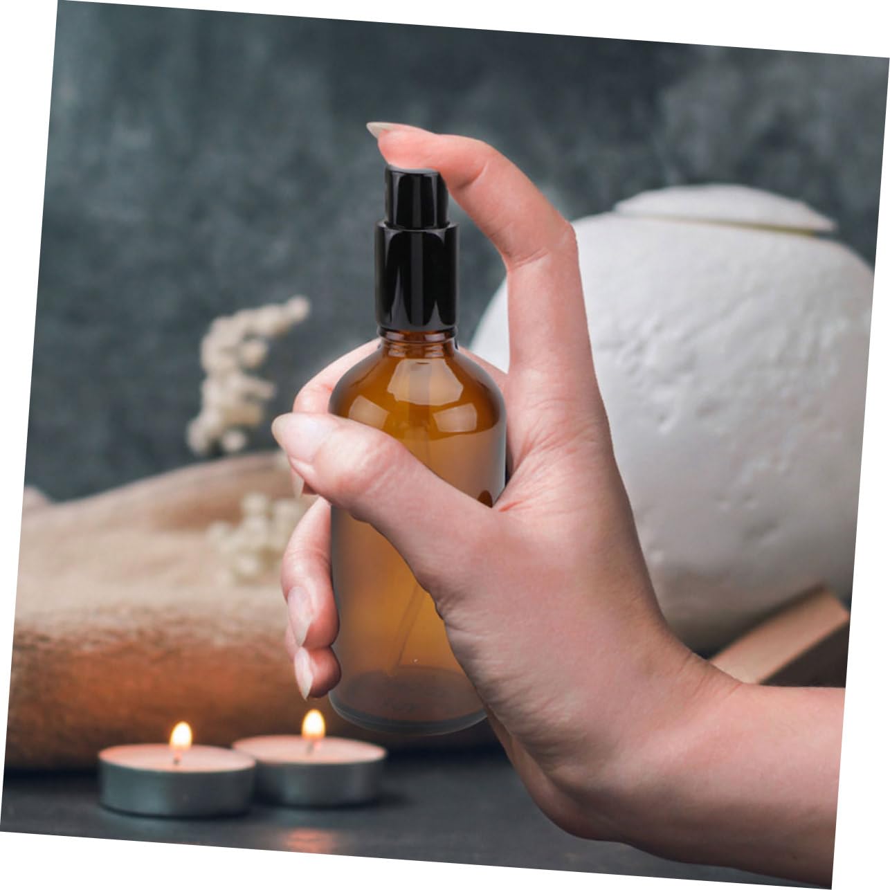12 Stück Teiliges Lichtundurchlässige Glas Sprühflaschen für Ätherische Öle Auslaufsichere Reisezerstäuber Wiederbefüllbare Parfum und Kosmetikbehälter Kompakt und Handlich