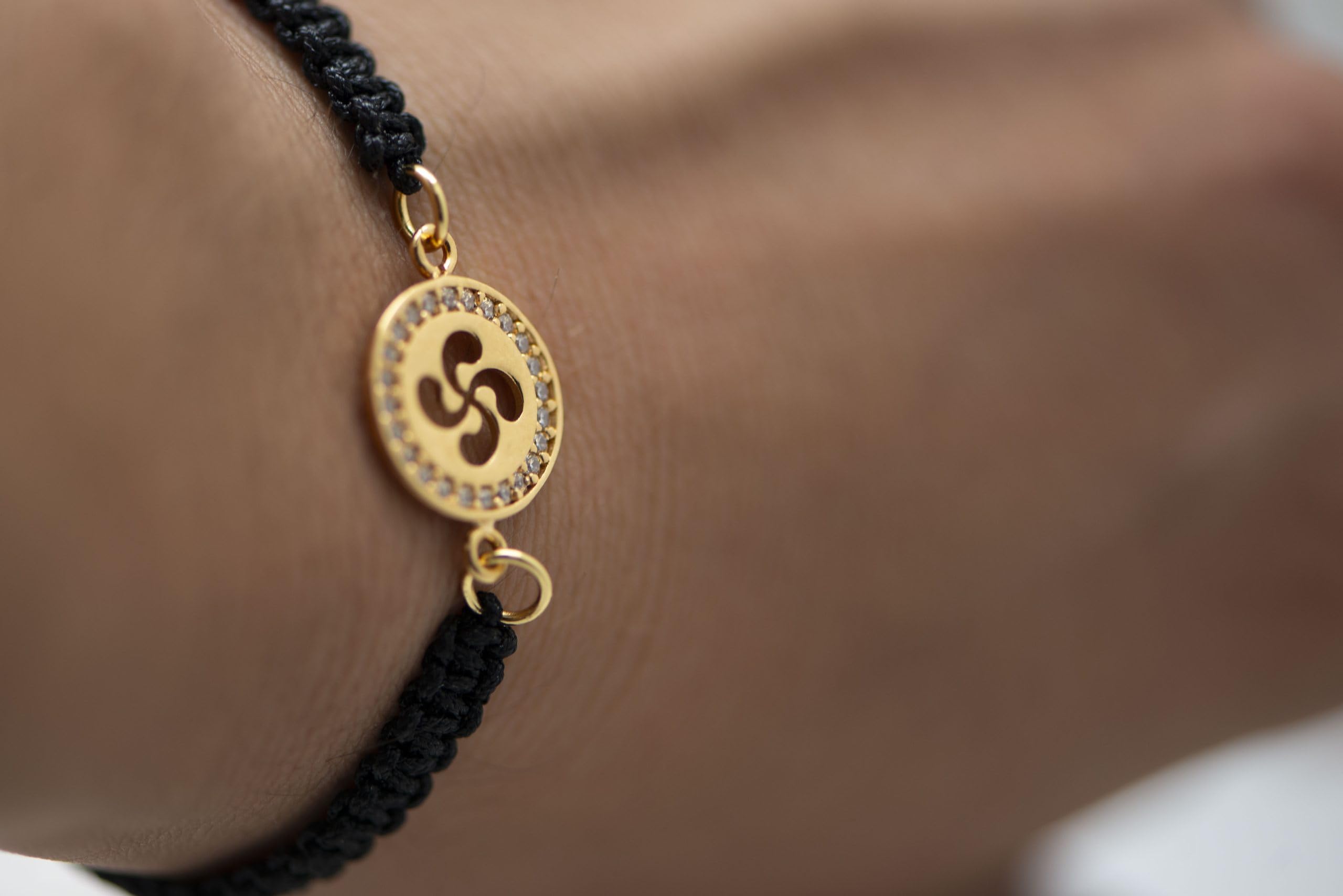 Pulsera Lauburu Chapado Oro 18K y Circonitas
