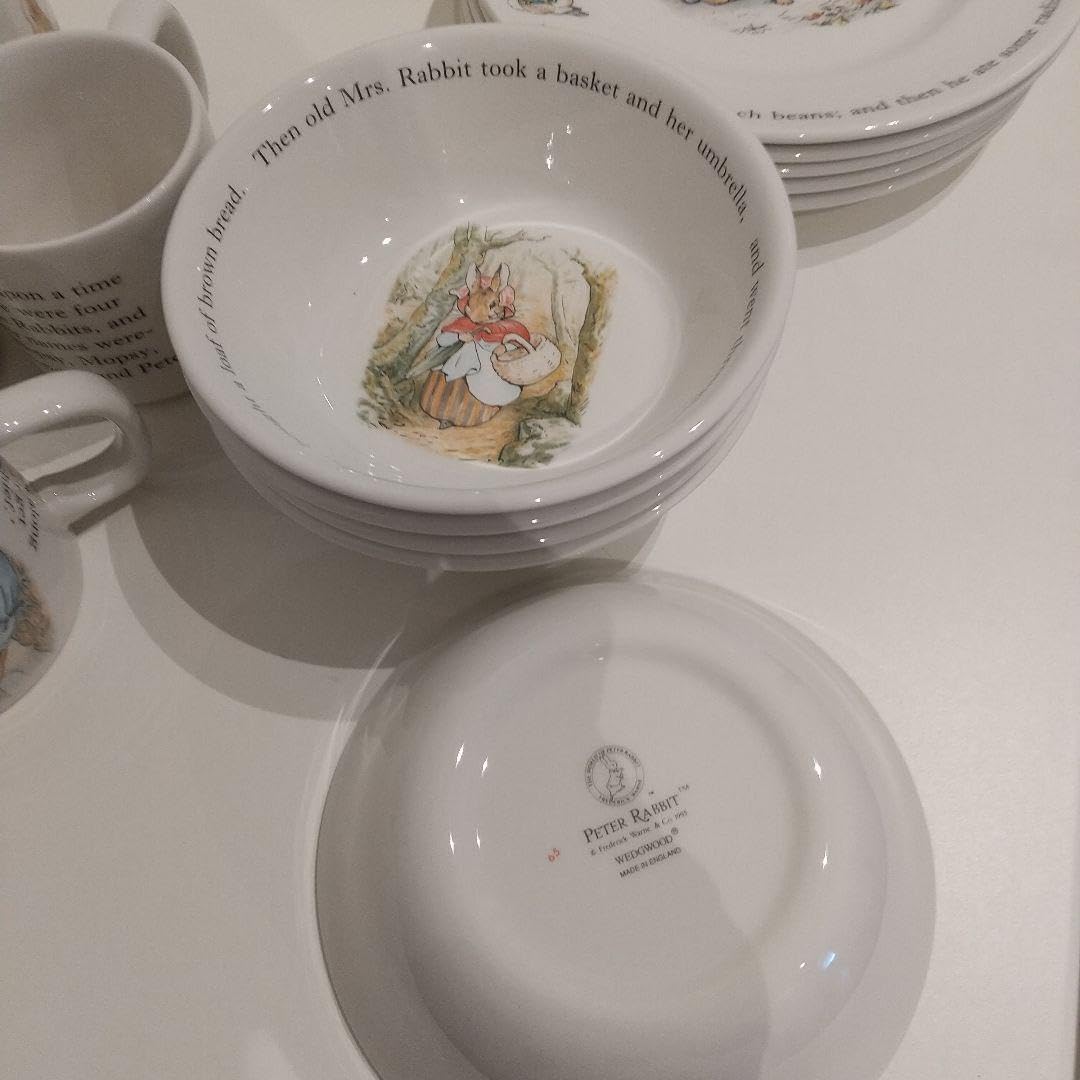 Amazon.co.jp: ウエッジウッドピーターラビットシリーズ17点セット  