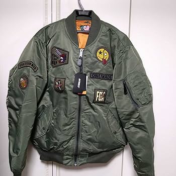 AVIREX MA-1 チェンソーマン フライトジャケット チェンソーマン』と「アヴィレックス」がコラボしたMA-1発売