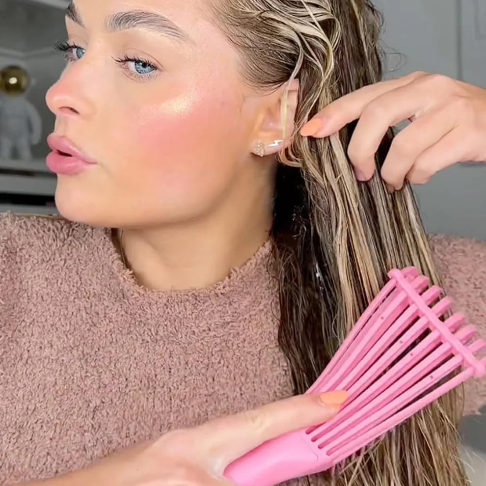 Give Me Cosmetics Detangle Hair Brush, Gentle Detangling Hairbrush - Image 4