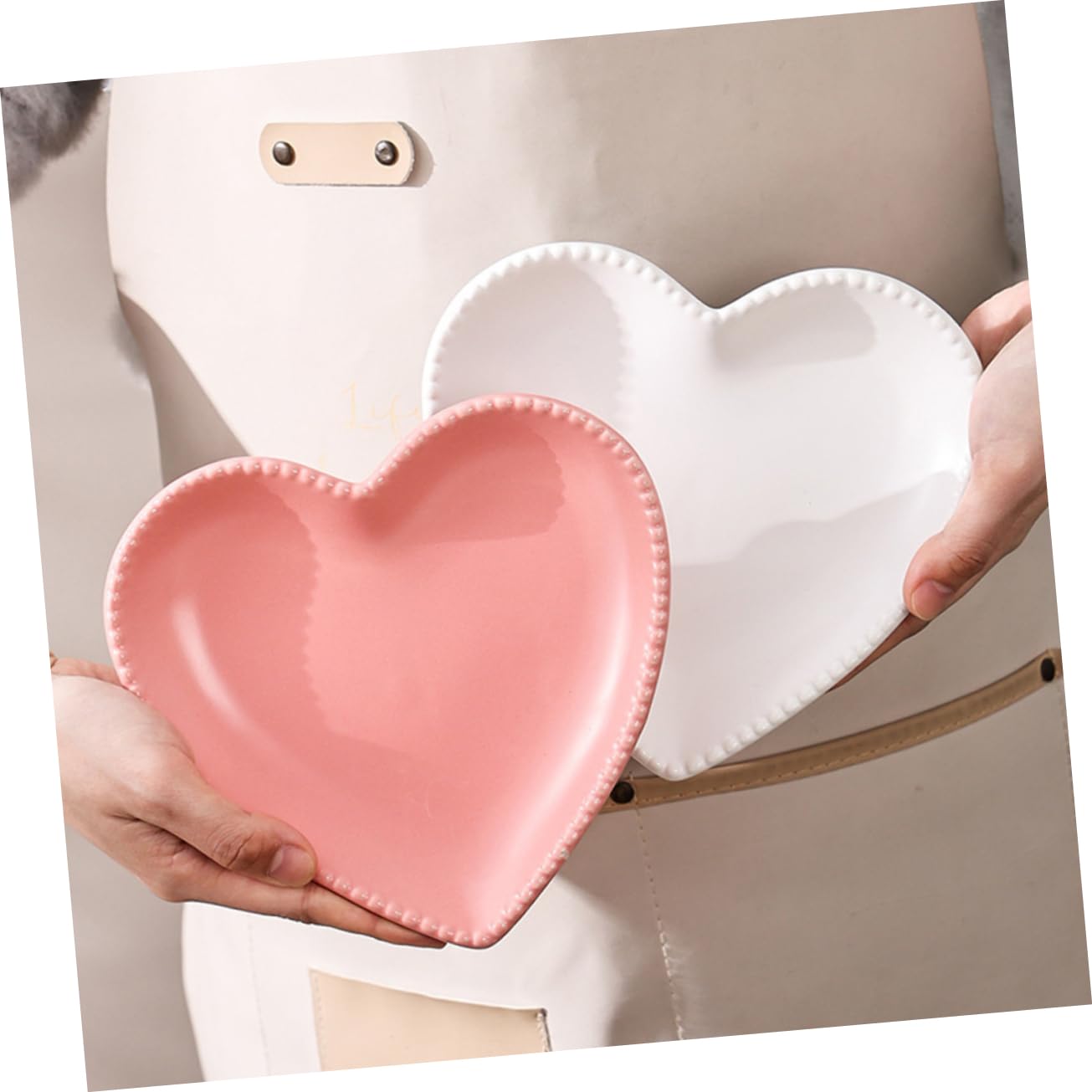 ハート型ピンク皿2枚セット Amazon.co.jp: Yobuisg 2個 ハート型の陶器皿 ハートプレート