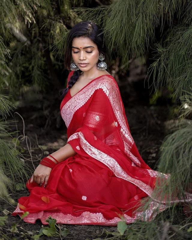 Image of Flosive Women's Cotton Saree With Blouse Piece