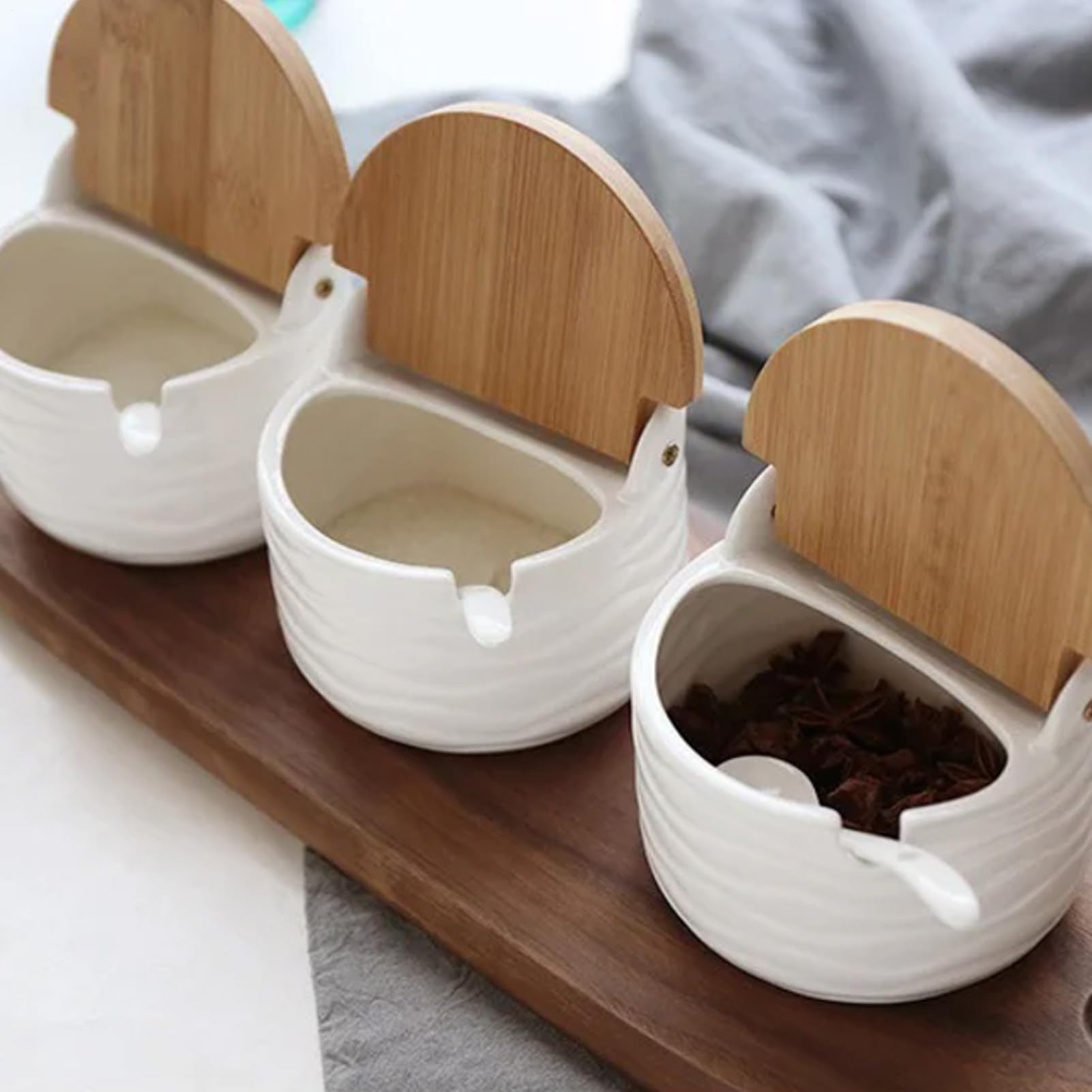 Contenitore per sale con coperchio, cantina di sale con coperchio, 2 contenitori per sale e zucchero, in ceramica, per bancone, portaspezie, set di sale e zuccheriera per la casa