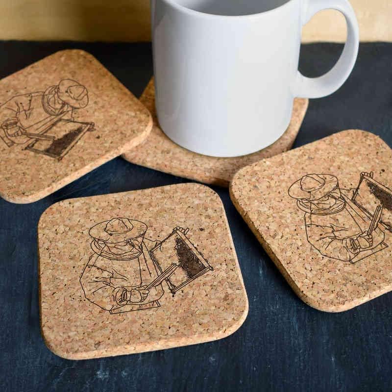 Miniatura 2 de 4 x 'Bee Keeper' 10cm Square Cork Coasters (CR00198547)