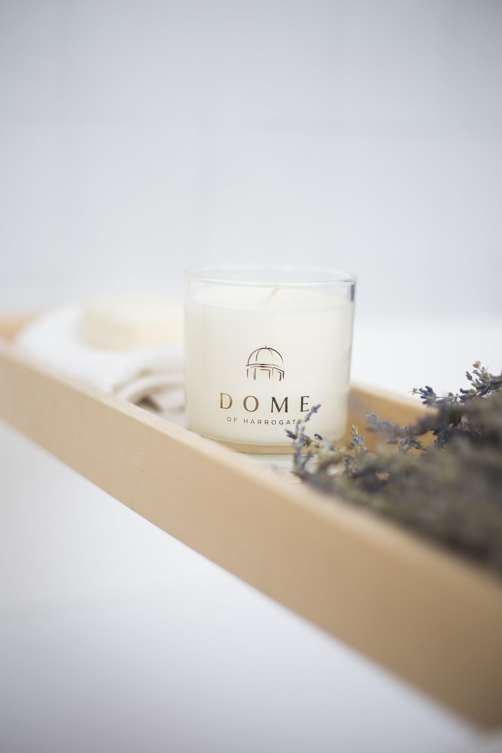 Dome of Harrogate Dream Vanilla Musk & Lavender Midi-Mood Vela perfumada 50cl, tiempo de combustión, 55hrs