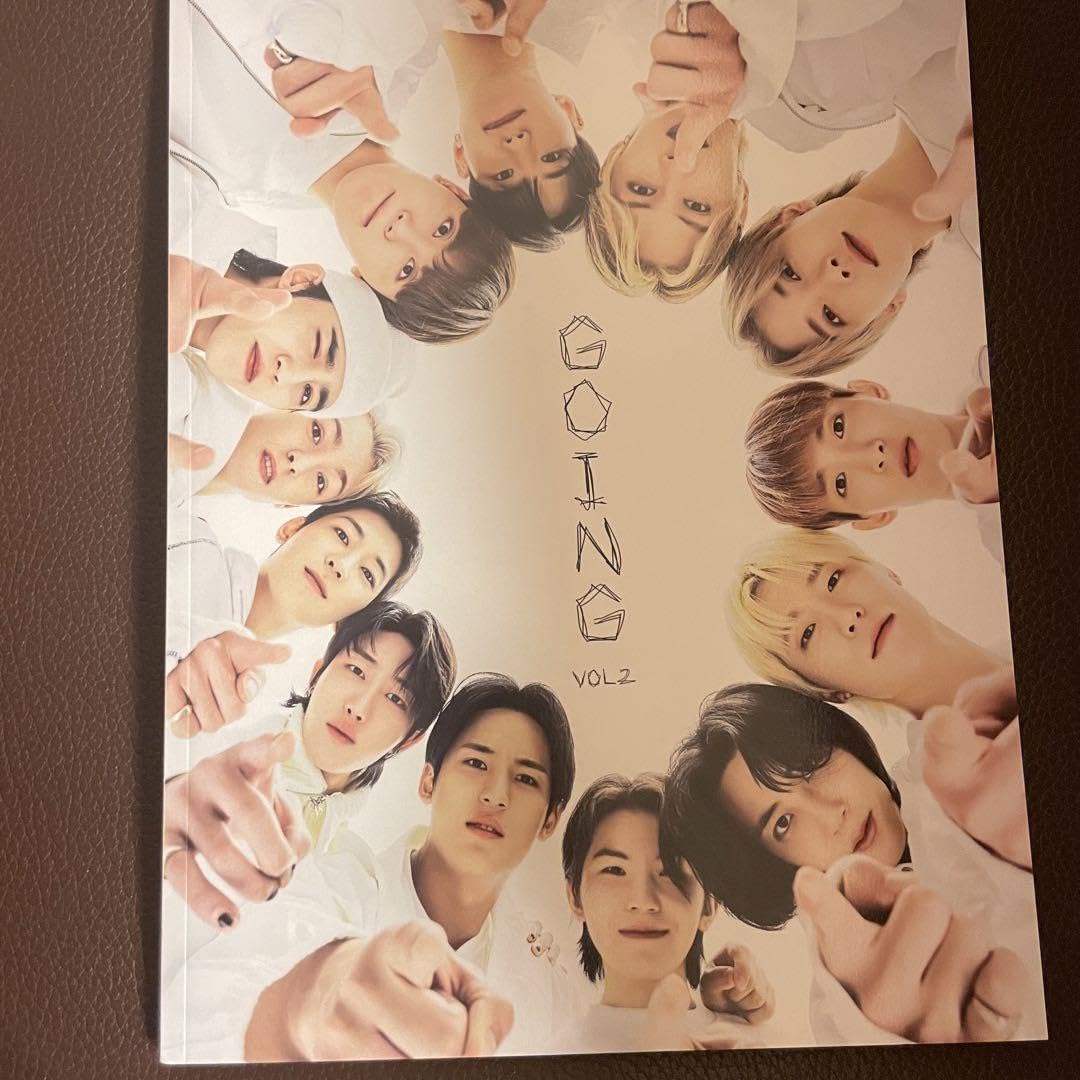 Amazon.co.jp: ゴセマガ 写真集 SEVENTEEN セブチ GOING : おもちゃ