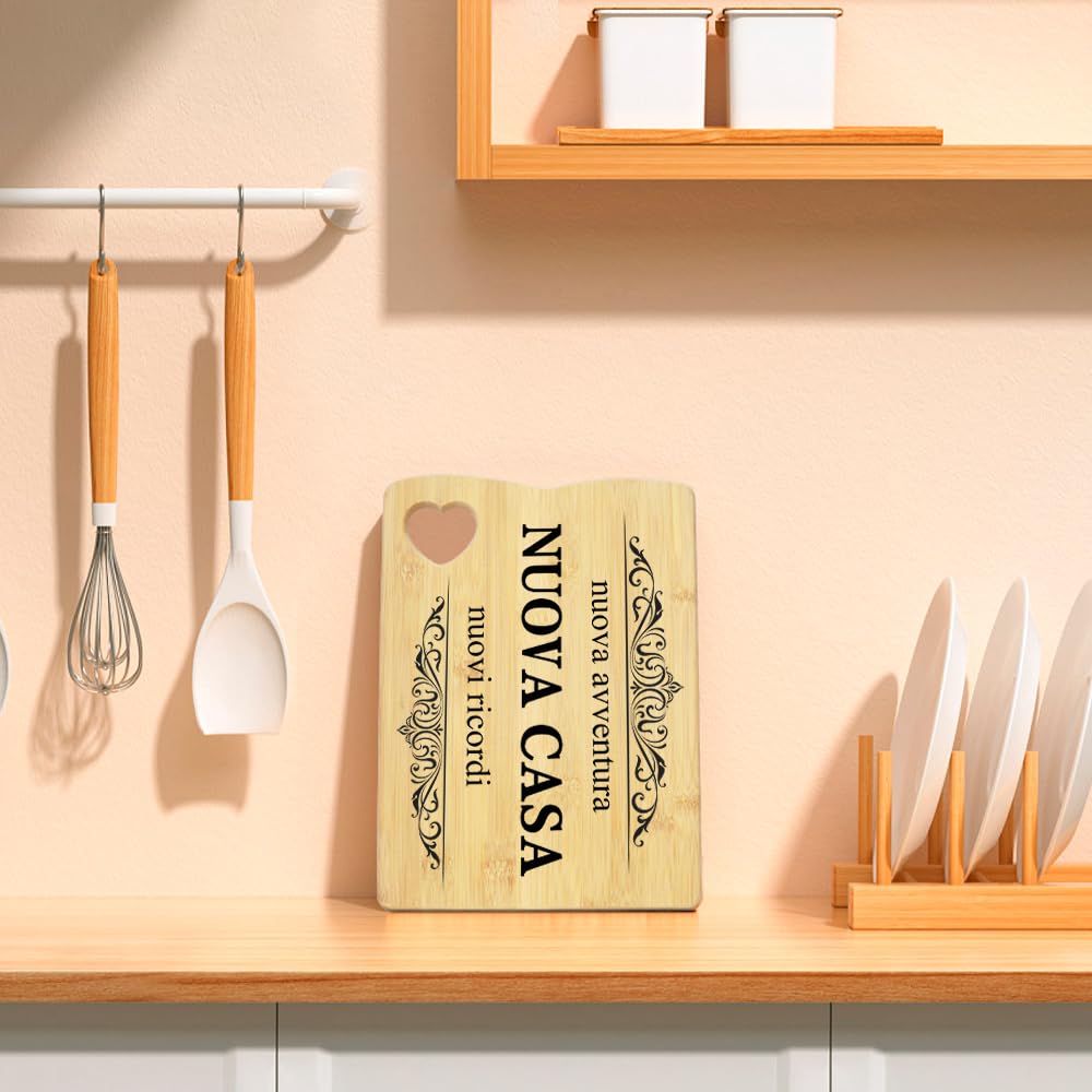 Tagliere In Bamb&ugrave; Per Casa Nuova - Regalo Elegante Con Design Personalizzato