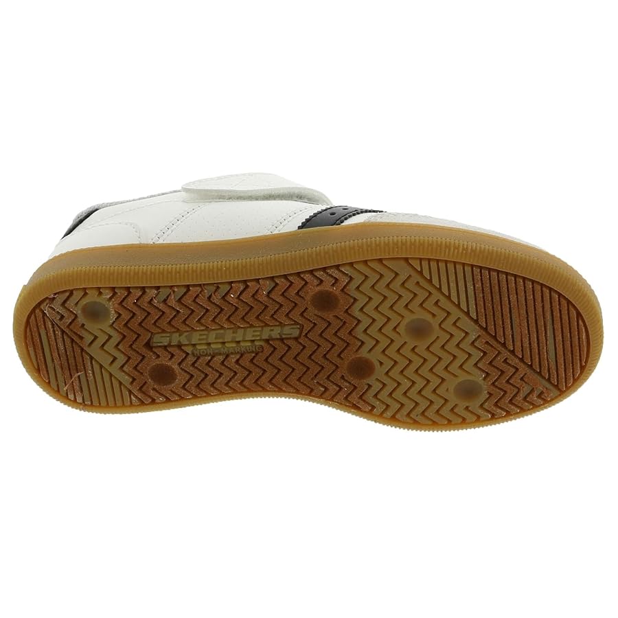 【やっすー】 Amazon.com: Skechers Kids Boys Zinger Street Sneaker, White