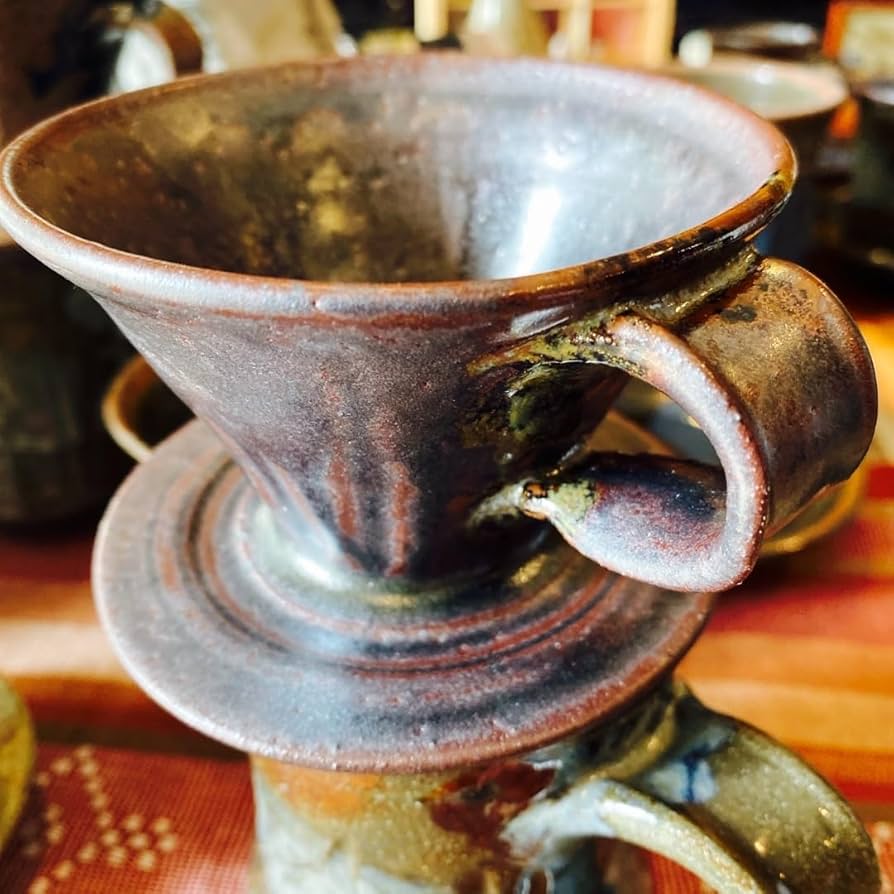 沖縄　やちむん　読谷　拓実窯　コーヒードリッパーとマグカップ 沖縄 やちむん 読谷 拓実窯 コーヒードリッパーとマグカップ