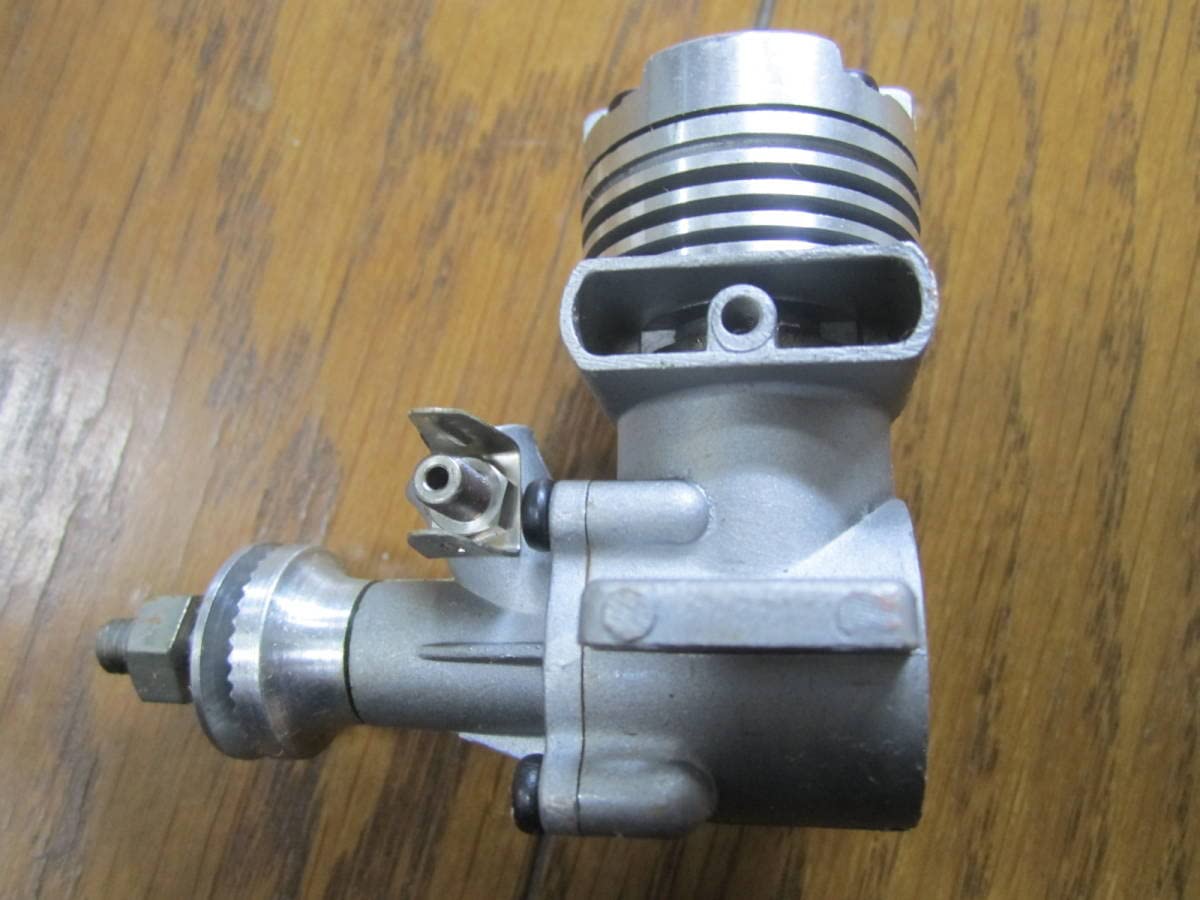 ENYA 09 模型 小型 飛行機 エンジン Uコン コントロール・ライン