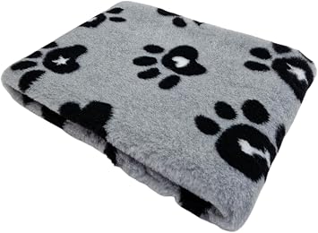 Non Slip Vet Bedding | Grey & Black Big Paws | Machine Washable | UK Manufactured | Non-slip | Dog Bed | Whelping | Vet bed Medium 100cm x 75cm 40" x 30"