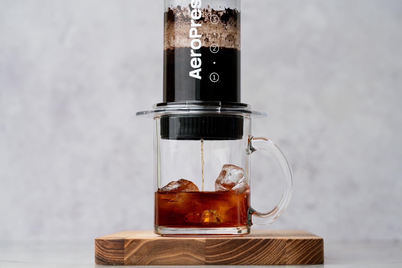 Amazon｜【国内正規品】 エアロプレス (AeroPress) 本体 エアロ