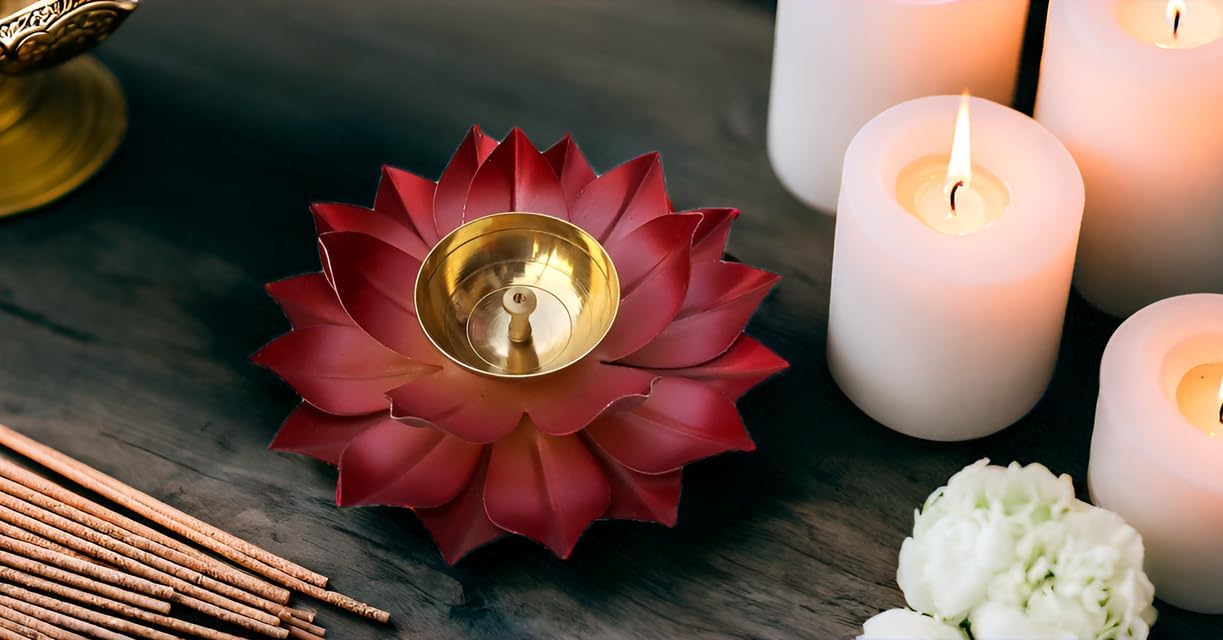 PARIJAT HANDICRAFT Brass Lotus Kuber Diya for Puja Home Décor Brass Diya Deepak Oil Lamp Small Lotus Kamal Shape for Home Temple Puja Articles Decor Gifts Giting Brown