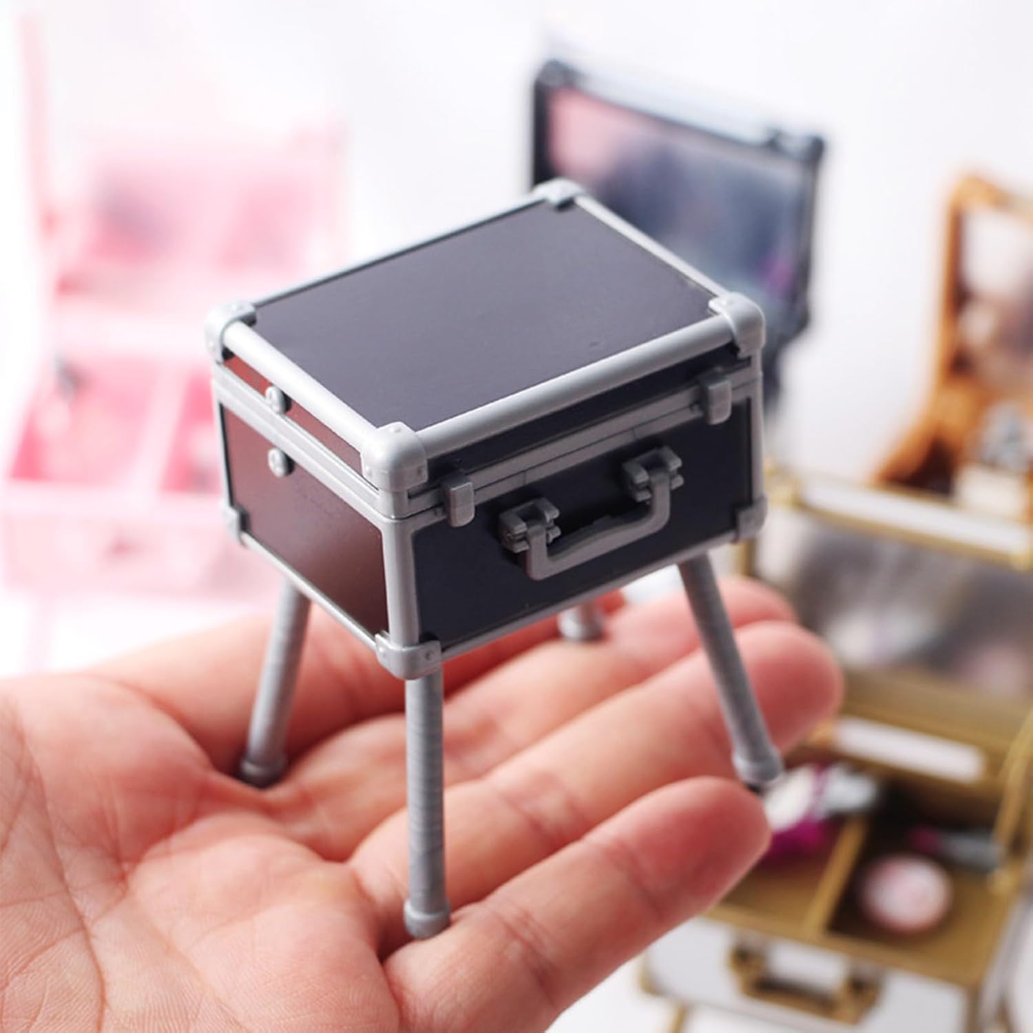 Mini Storage Case Table, Dollhouse Furniture, Dollhouse Accessories, Miniature Furniture for Dressing Room, Studio, Boutique Scenes