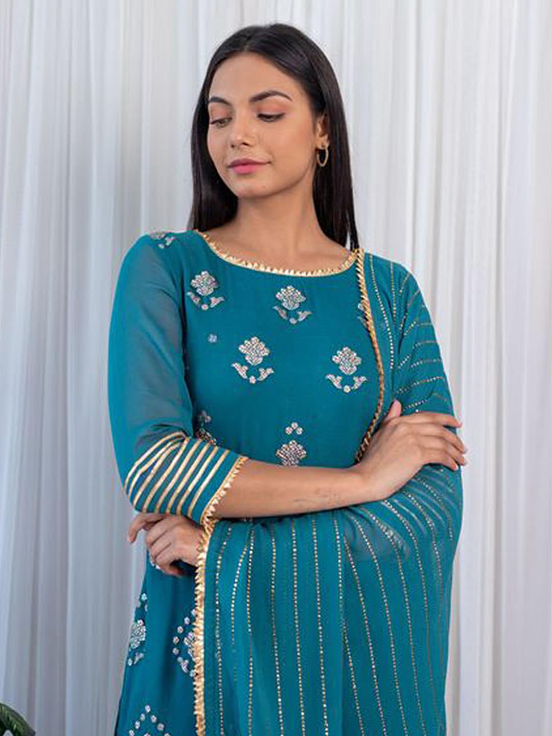 FUSIONIC Teal Color Base Kurta Set With Dupatta - S SIZE 2