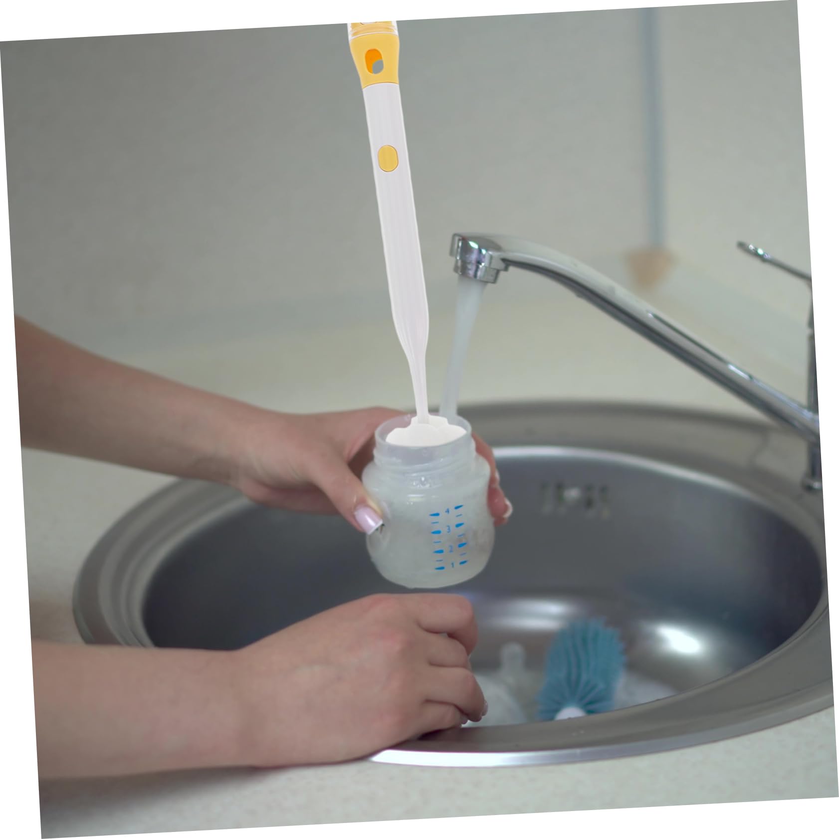 IWOWHERO 2pcs Three-in-one Cup Bottle Cleaning Brush Bottle Brush Cleaner Cup Cleaner Brush Sponge Bottle Brush Vase Cleaning Brush Wine Decanter Cleaning Brush Tumbler Brush Abs