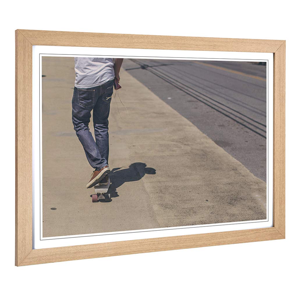 Big Box Art Framed Print of Skateboarder Design | Wall Art Picture | Home Decor for Kitchen, Living, Dining Room, Lounge, Bedroom, Hallway, Office, Oak, A2 / 24.5x18 Inch / 62x45cm