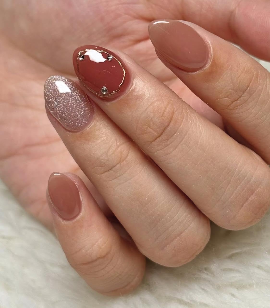 HAPPY FINGERS Artificial Nails - Pack of 12 Round Shape Press-On | Nails for Women & Girls | Reusable, Pre-Designed | Perfect Decorative Bridal Fake Nails for Girls (Bobby Brown)-image-12