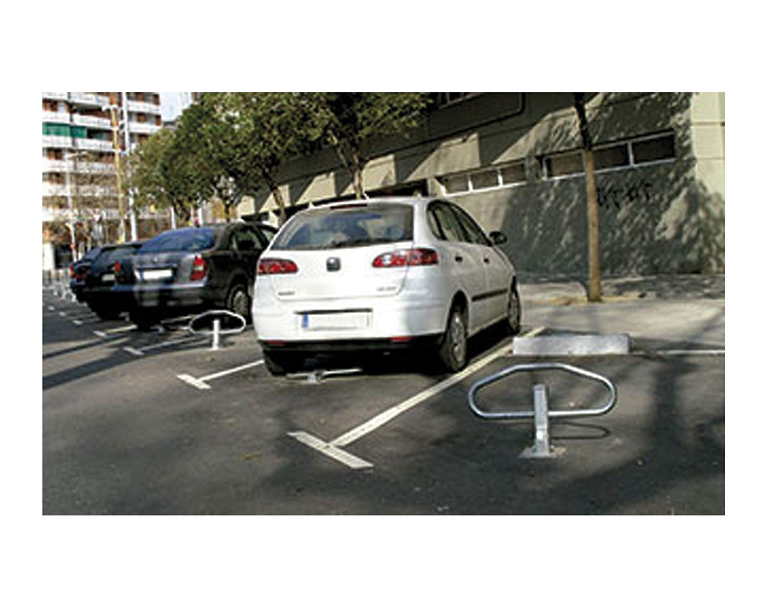 ADO - Barrera para aparcamiento abatible manual con cerradura, barreras para parking para reservar su plaza de aparcamiento (1-Barrera con tornilería)